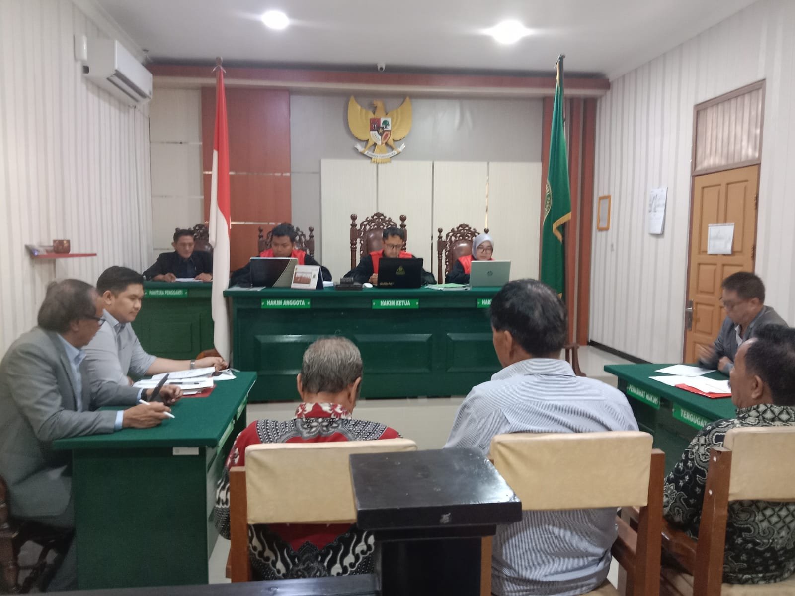 Pengunjung Sidang Terpantau Sepi, PN Pangkalan Bun Gelar Lima Perkara Pidana dan Lima Perkara Perdata 8eabf263 3cba 4b07 82c9 9581abfc5280