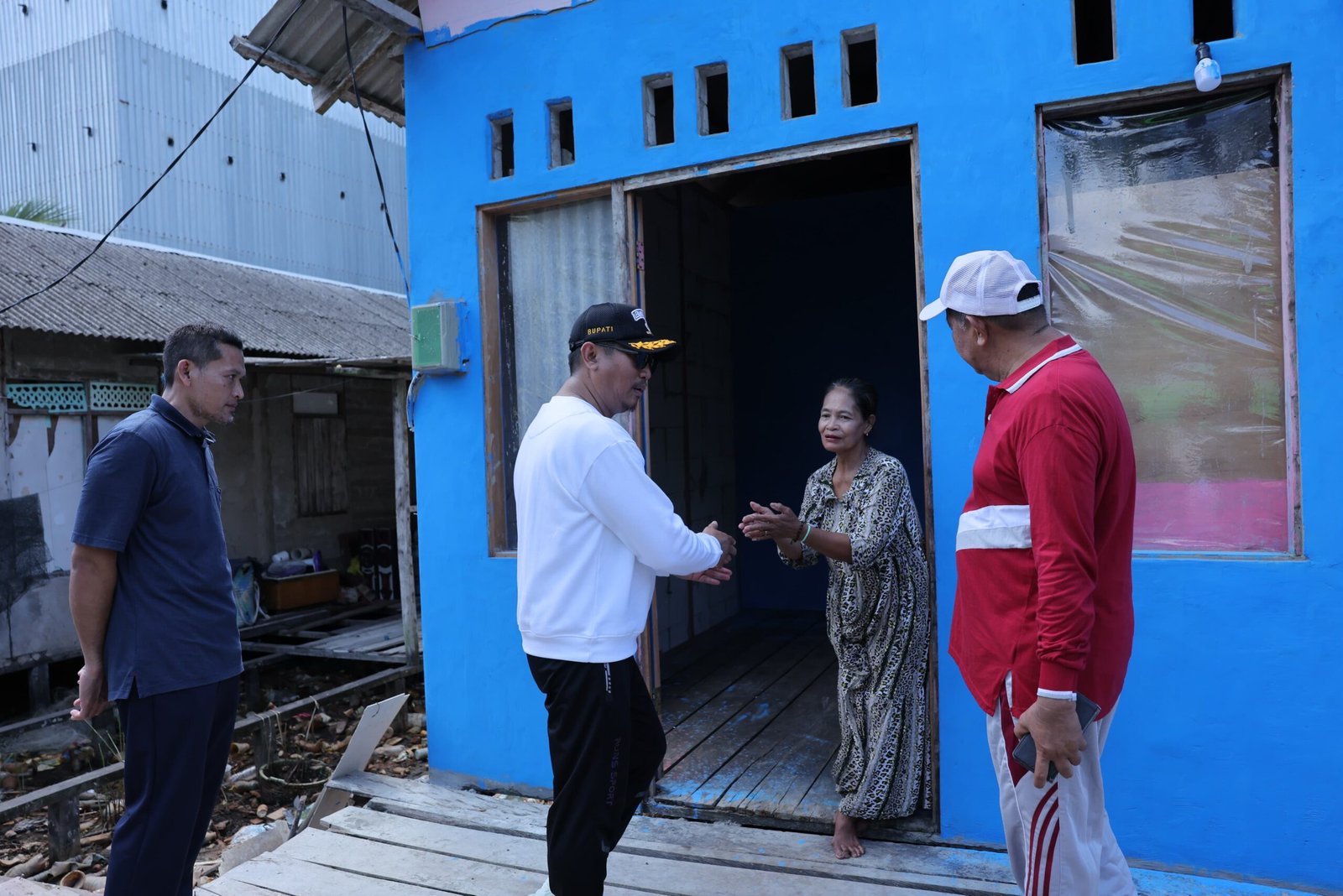 Bupati Sukamara Masduki Tinjau Langsung Lokasi Penerima BSPS di Kecamatan Jelai img 20260802 wa0070
