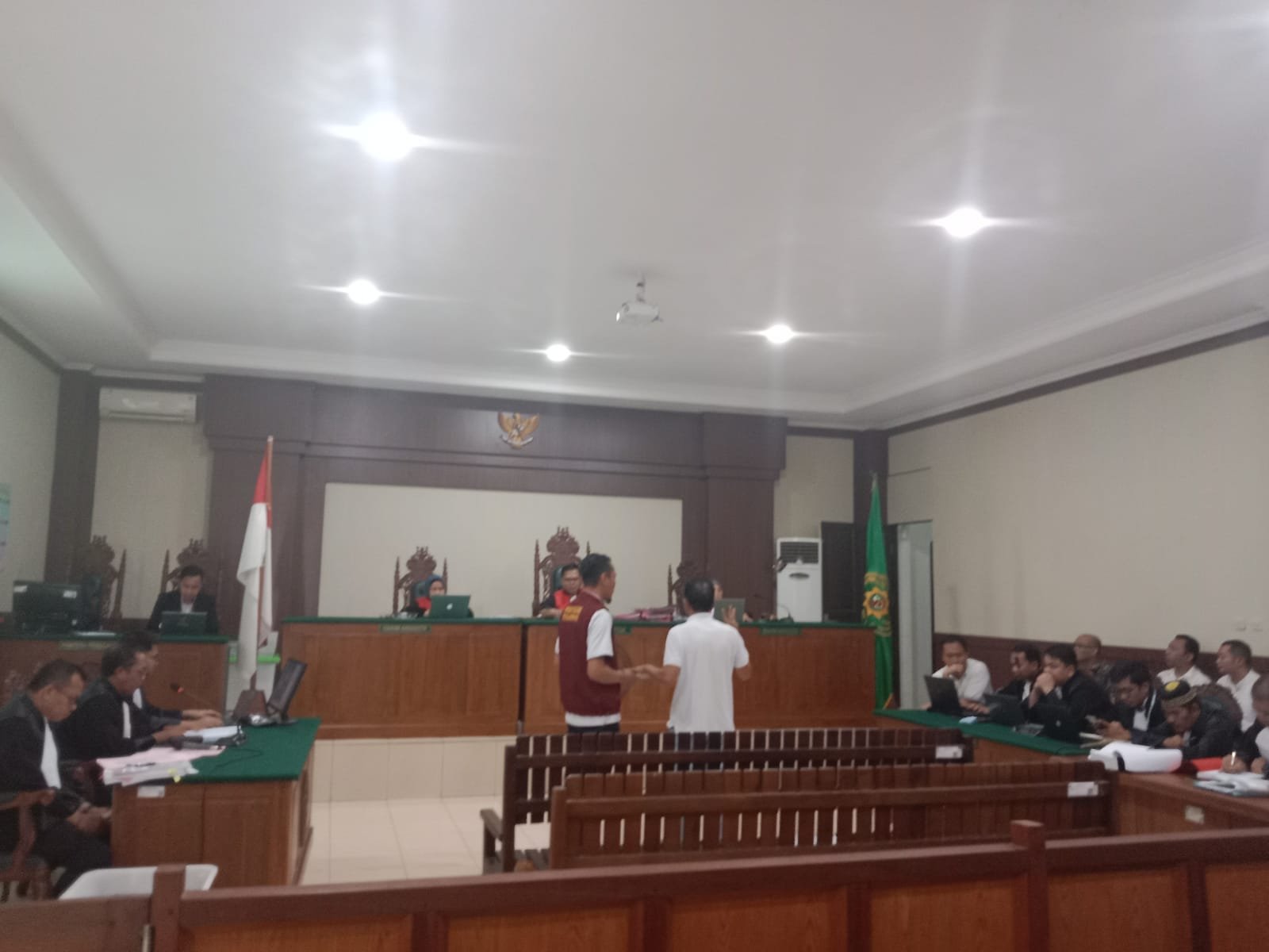Sidang Lanjutan Dugaan Korupsi Proyek Transmigrasi Kapuas, Tujuh Terdakwa Kembali Jalani Persidangan Senin 3/8/2026. img 20260803 wa0027