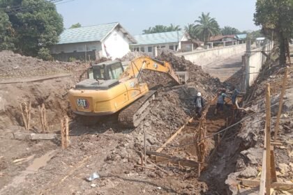 Proyek Pengendalian Banjir Berjalan, Pengerukan dan Pembesian Mulai Terlihat di Lapangan img 20260810 wa0013