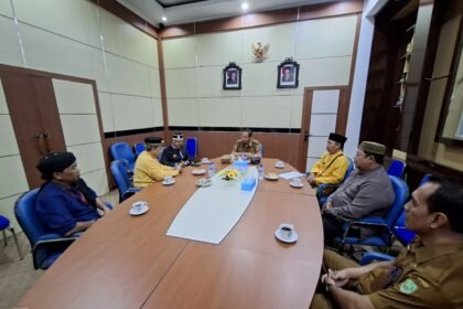 Bupati Sukamara Terima Silaturahmi Kesultanan Kotawaringin, Dorong Penguatan Adat dan Budaya img 20260811 wa0007