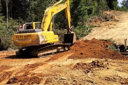 Keberadaan Perusahaan di Karang Besi Beri Manfaat, Akses Jalan dan Sarana Prasarana Terus Ditingkatkan img 20260811 wa0039