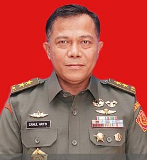 Huma Betang Night “Panggung Prajurit” Perkuat Sinergi TNI dan Masyarakat Kalimantan TengahBuKalimantan Tengah – Lensaexpres.com. Suasana kebersamaan dan kekeluargaan terasa dalam kegiatan Huma Betang Night bertemakan “Panggung Prajurit”, yang menjadi bagian dari rangkaian peringatan HUT Kodam XXII/Tambun Bungai. img 20260816 wa0021