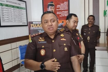 Mantan DPO Ditangkap di Malang, Tersangka Korupsi Pabrik Tepung Ikan Ditahan Kejari Kobar img 20260901 wa0032