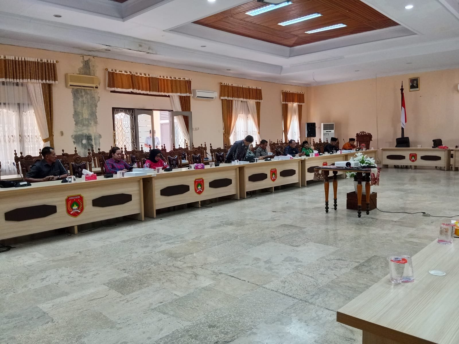 DPRD Kobar dan Eksekutif Bahas Raperda Perubahan APBD 2026 img 20260918 wa0032(1)