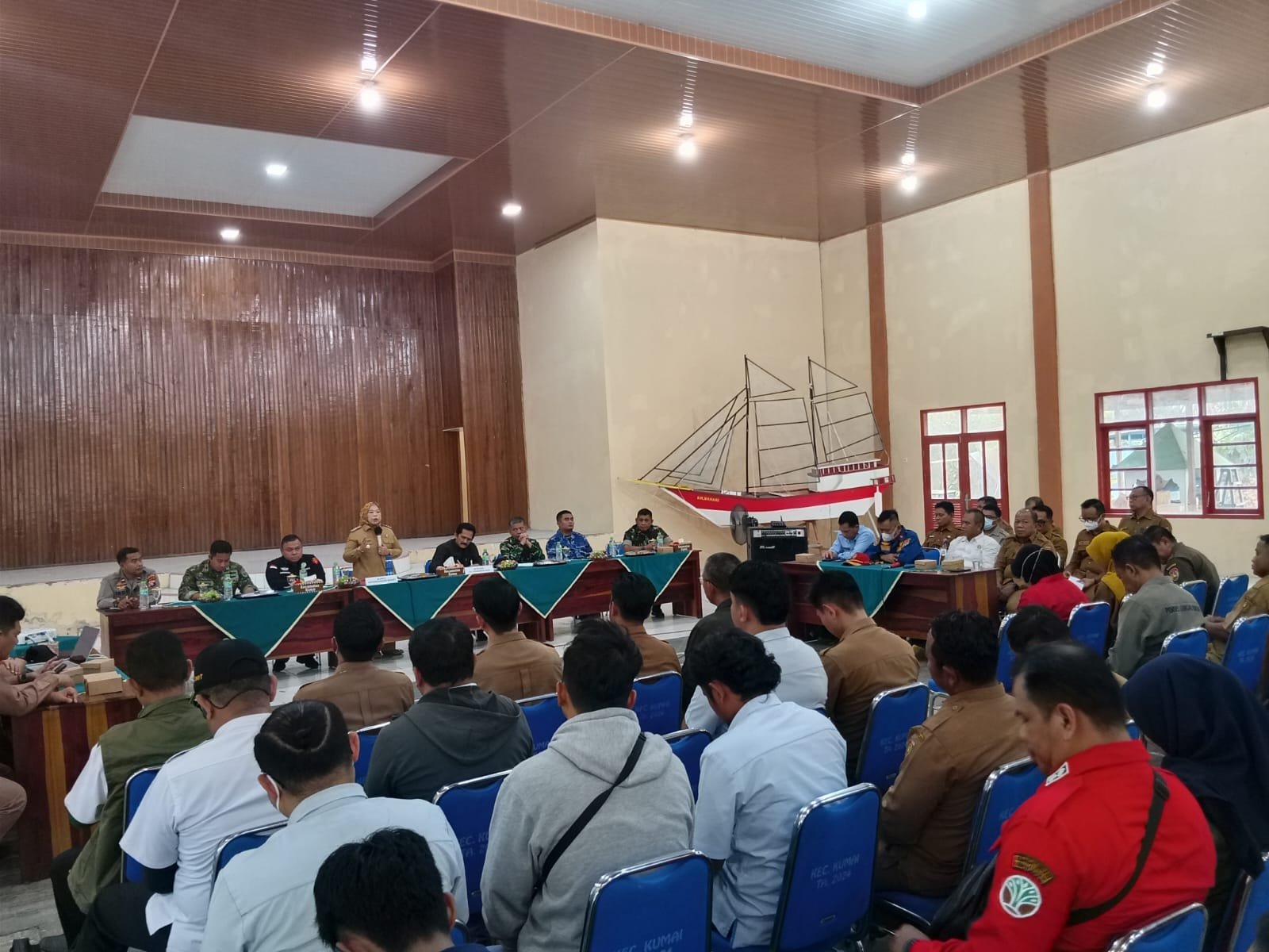 Cegah Karhutla di Kawasan TNTP, Bupati Kobar Libatkan Kades dan Pelaku Usaha img 20261013 wa0046