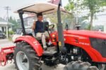 Komisi IV Bambang Purwanto Salurkan 187 Unit Alsintan untuk 44 Kelompok Tani di Kobar img 20261026 wa0063