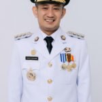 walikota palangka raya fairid naparin